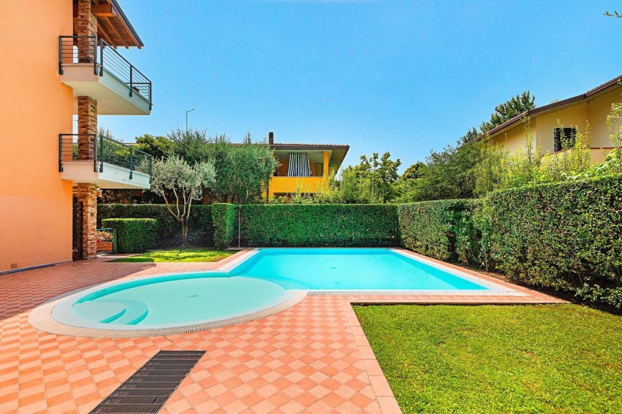 Annamaria 9 Apartment By Wonderful Italy Sirmione Exterior photo